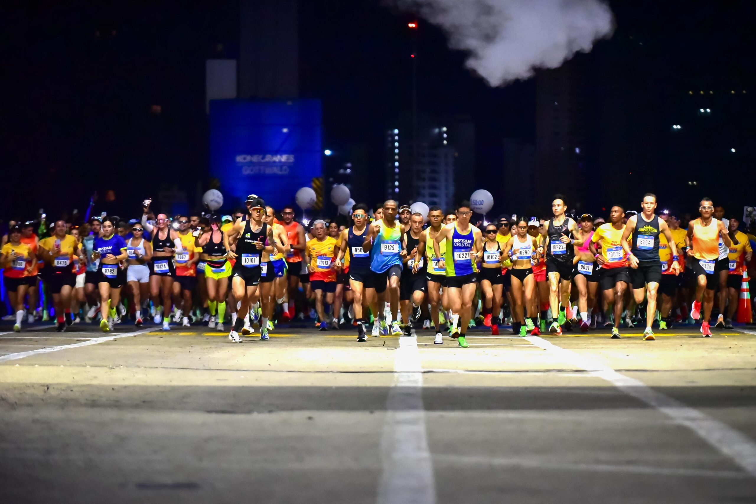 MEDIA MARATÓN DEL MAR 2026 REUNIÓ 9.500 CORREDORES Y ABRIÓ EL ...
