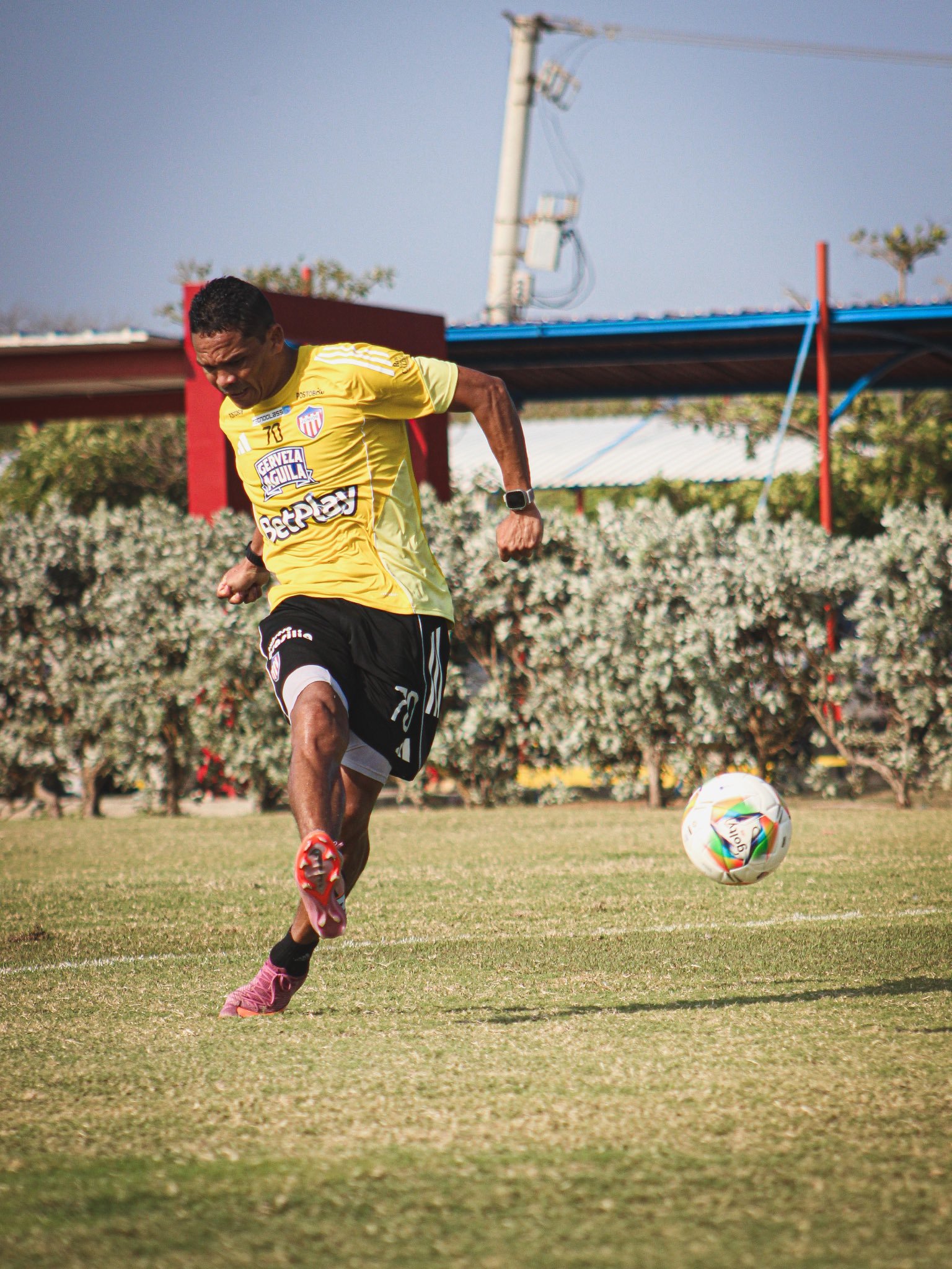 BACCA, LA GRAN SORPRESA EN LA LISTA DE CONVOCADOS DE JUNIOR PARA ENFRENTAR A NACIONAL